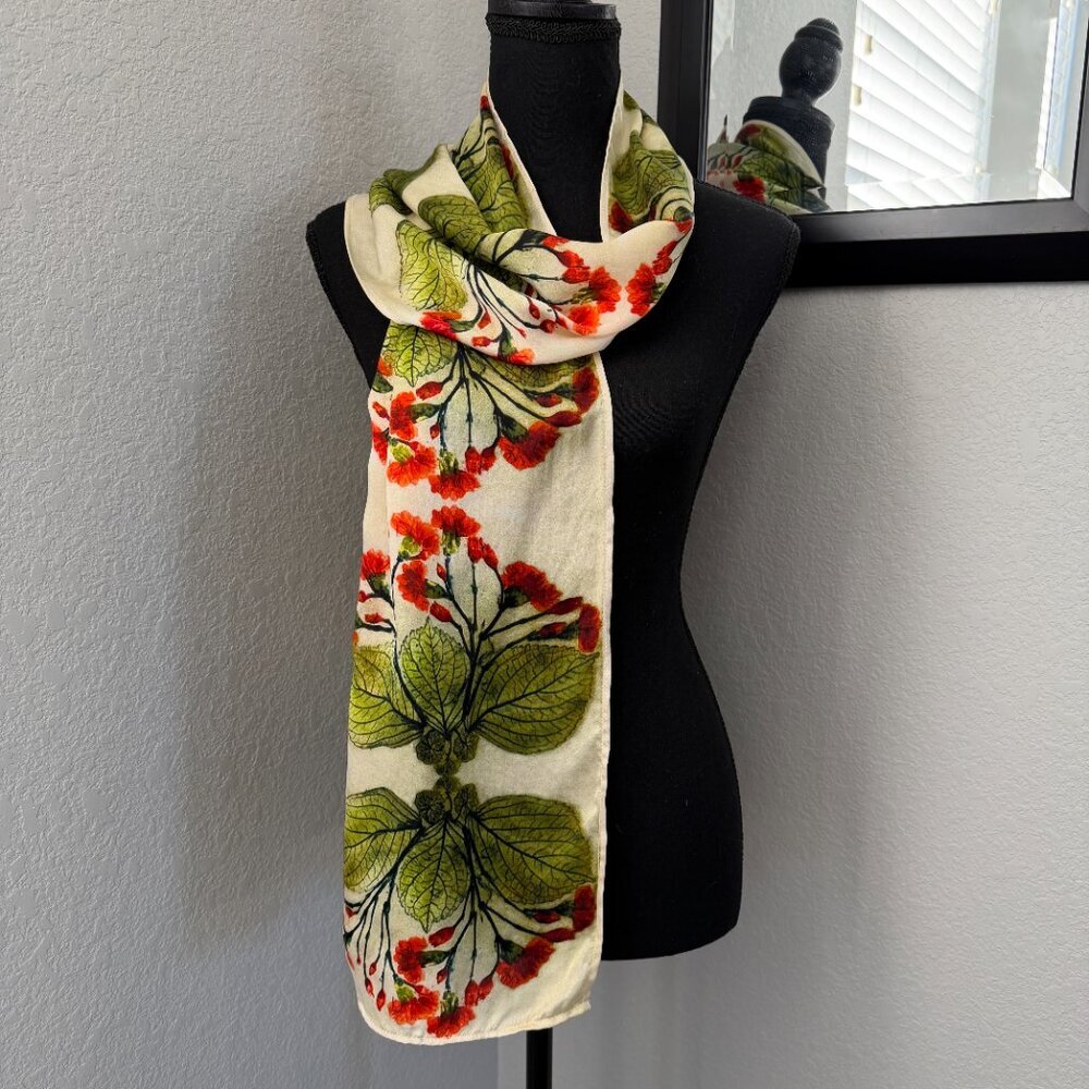 NWT NINA J Design Studios Scarlet Carnations 100% Silk Scarf - Picture 4 of 8